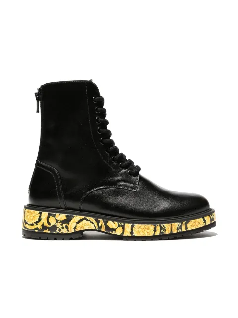 Young Versace بوت جلد بطبعة الباروك