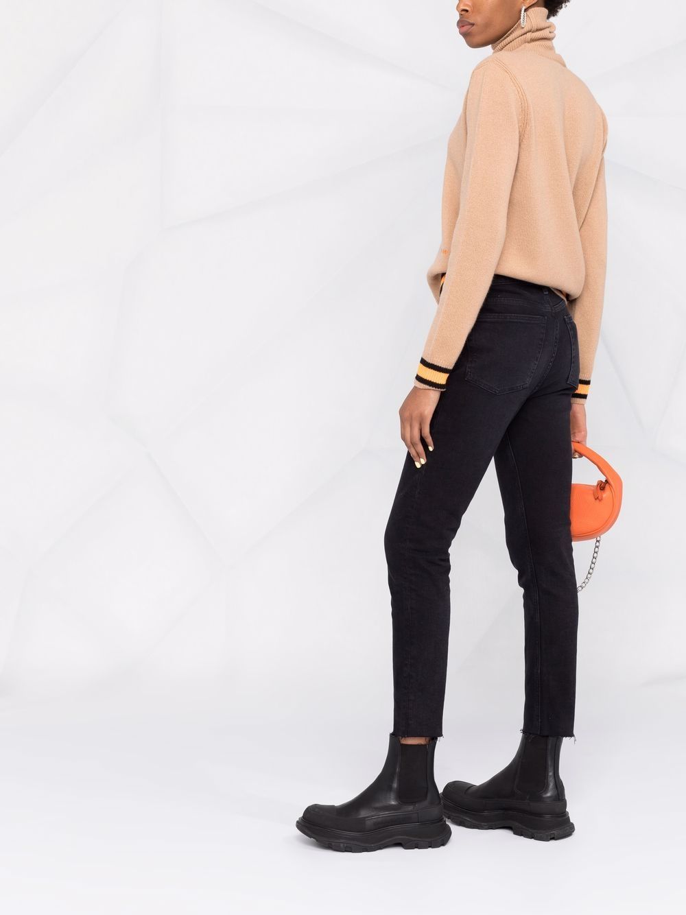 Shop Re/done Mid-rise Cropped Jeans In Schwarz