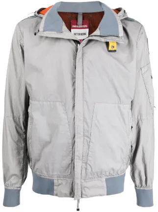 Parajumpers