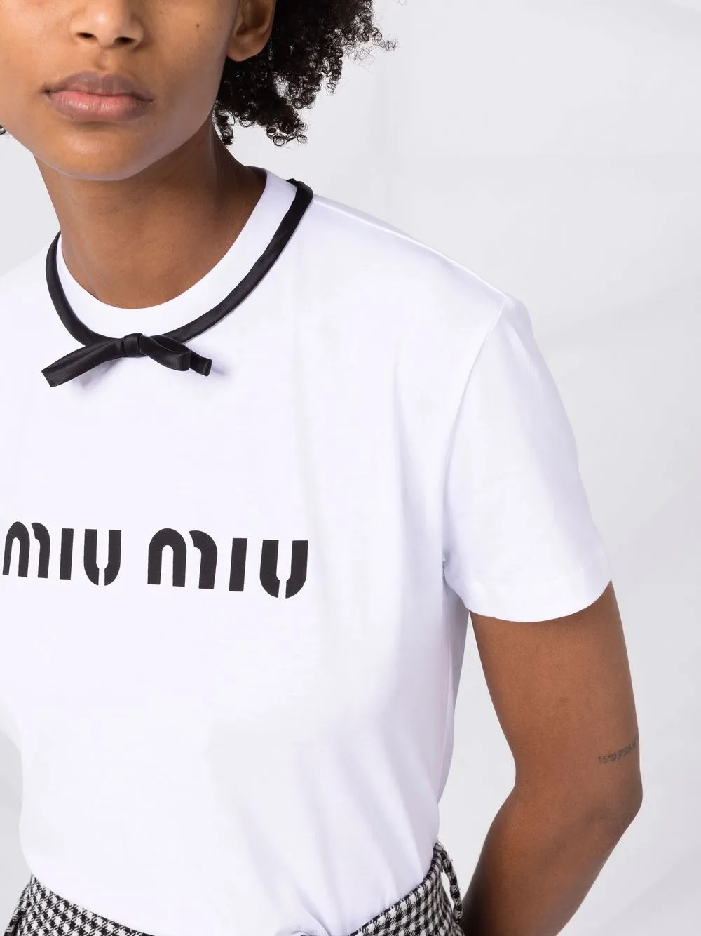 ◾︎商品についてmiumiu ボウ付きコットンTシャツ - Tシャツ 