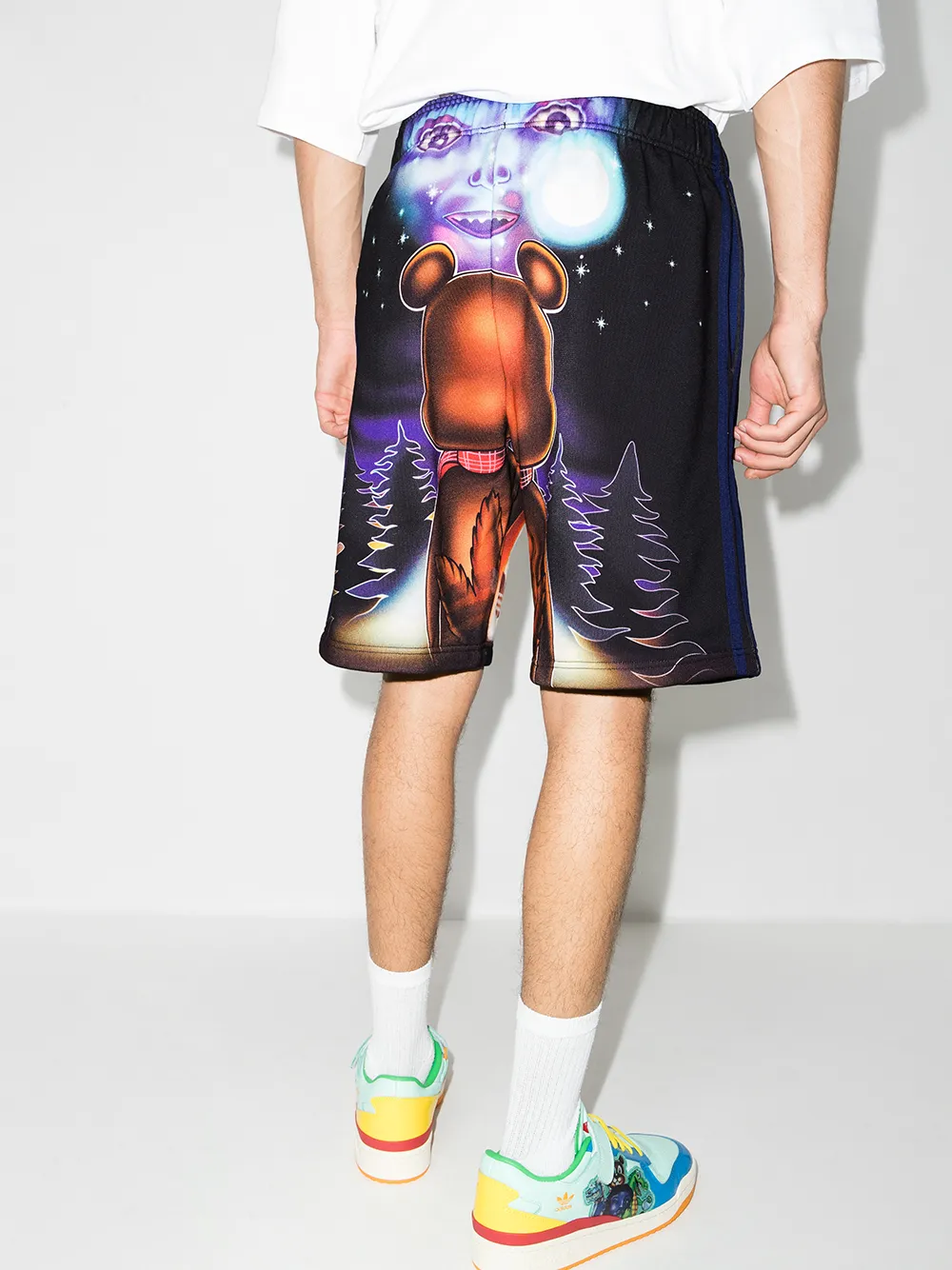 фото Adidas спортивные шорты с принтом из коллаборации с kerwin frost