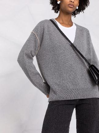 contrasting accent V-neck jumper展示图