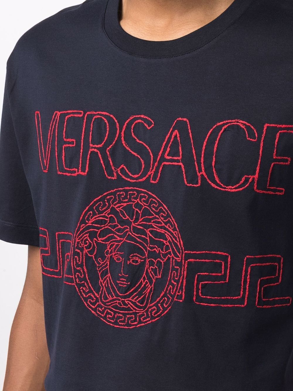 фото Versace футболка с вышитым логотипом