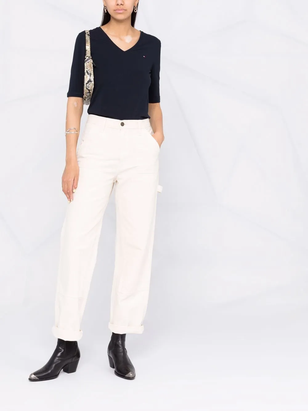 фото Tommy hilfiger футболка essentials кроя слим