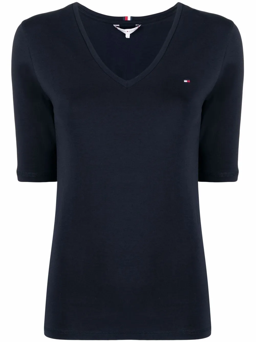 фото Tommy hilfiger футболка essentials кроя слим