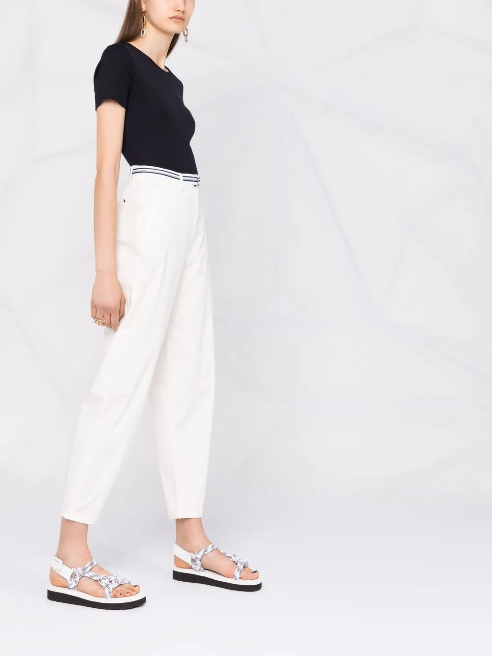 фото Tommy hilfiger футболка с нашивкой-логотипом