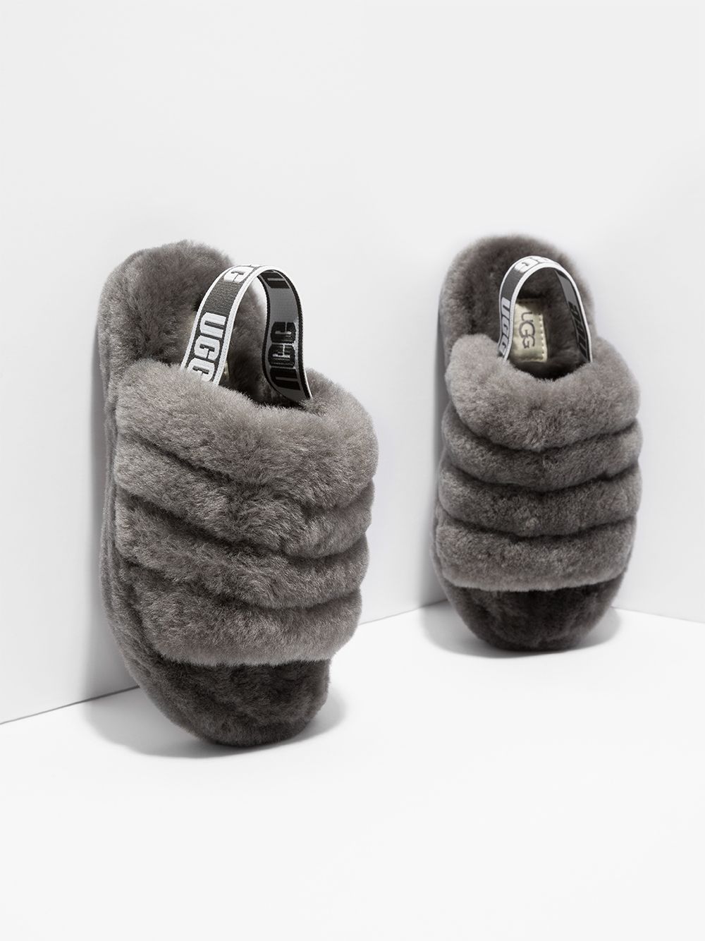 фото Ugg kids шлепанцы fluff yeah