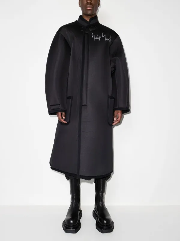 Yohji Yamamoto logo-print Oversized Coat - Farfetch Yohji Yamamoto logo-print Oversized Coat - Farfetch