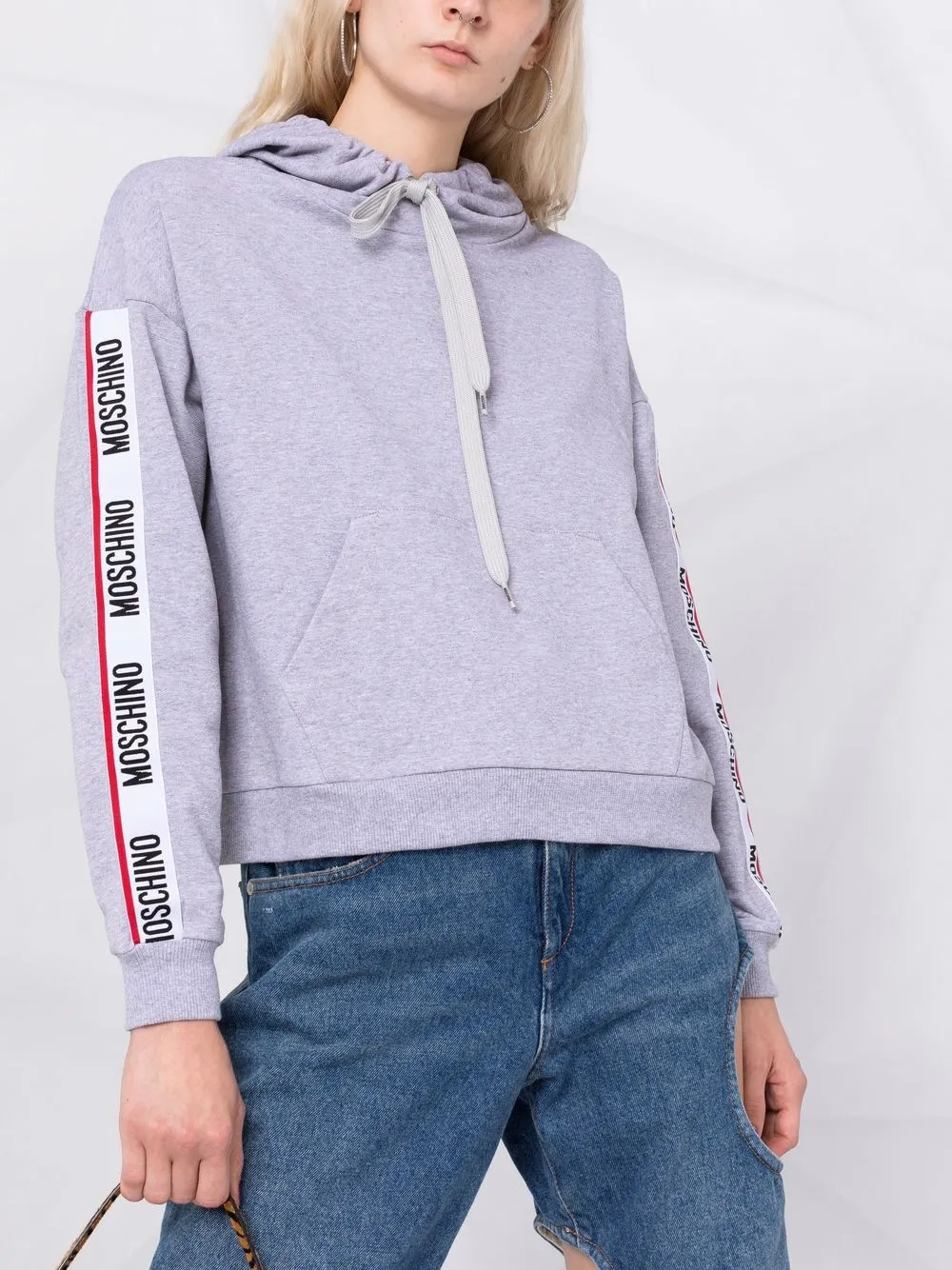 фото Moschino худи с длинными рукавами и логотипом