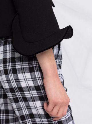 ruffle-detail cropped jacket展示图