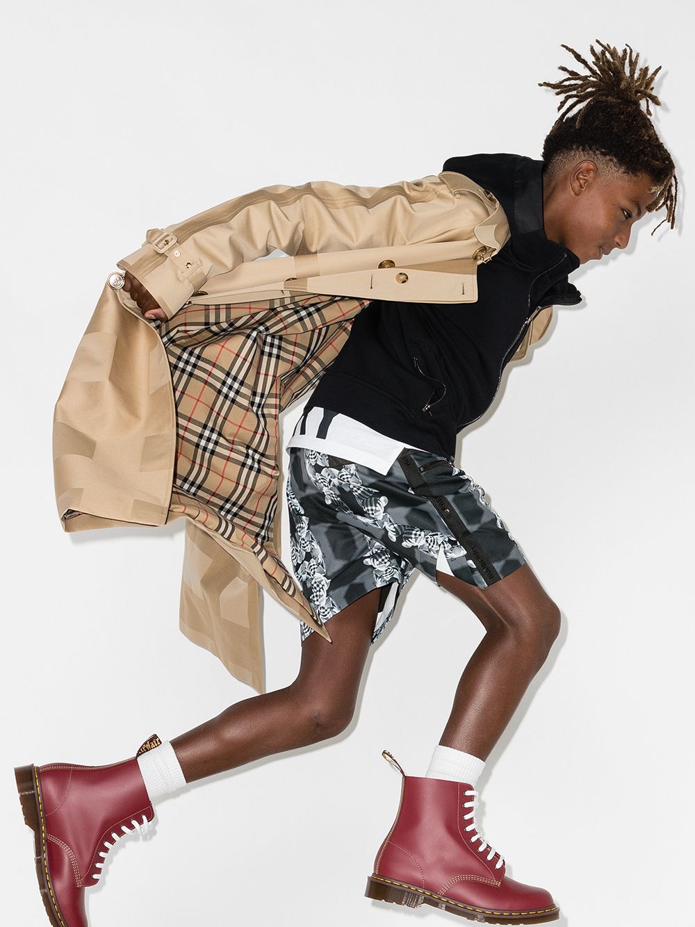 фото Burberry kids шорты с принтом thomas bear