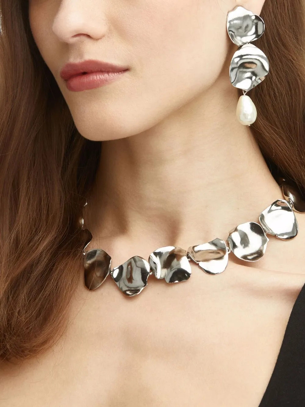Image 2 of Oscar de la Renta irregular disk necklace
