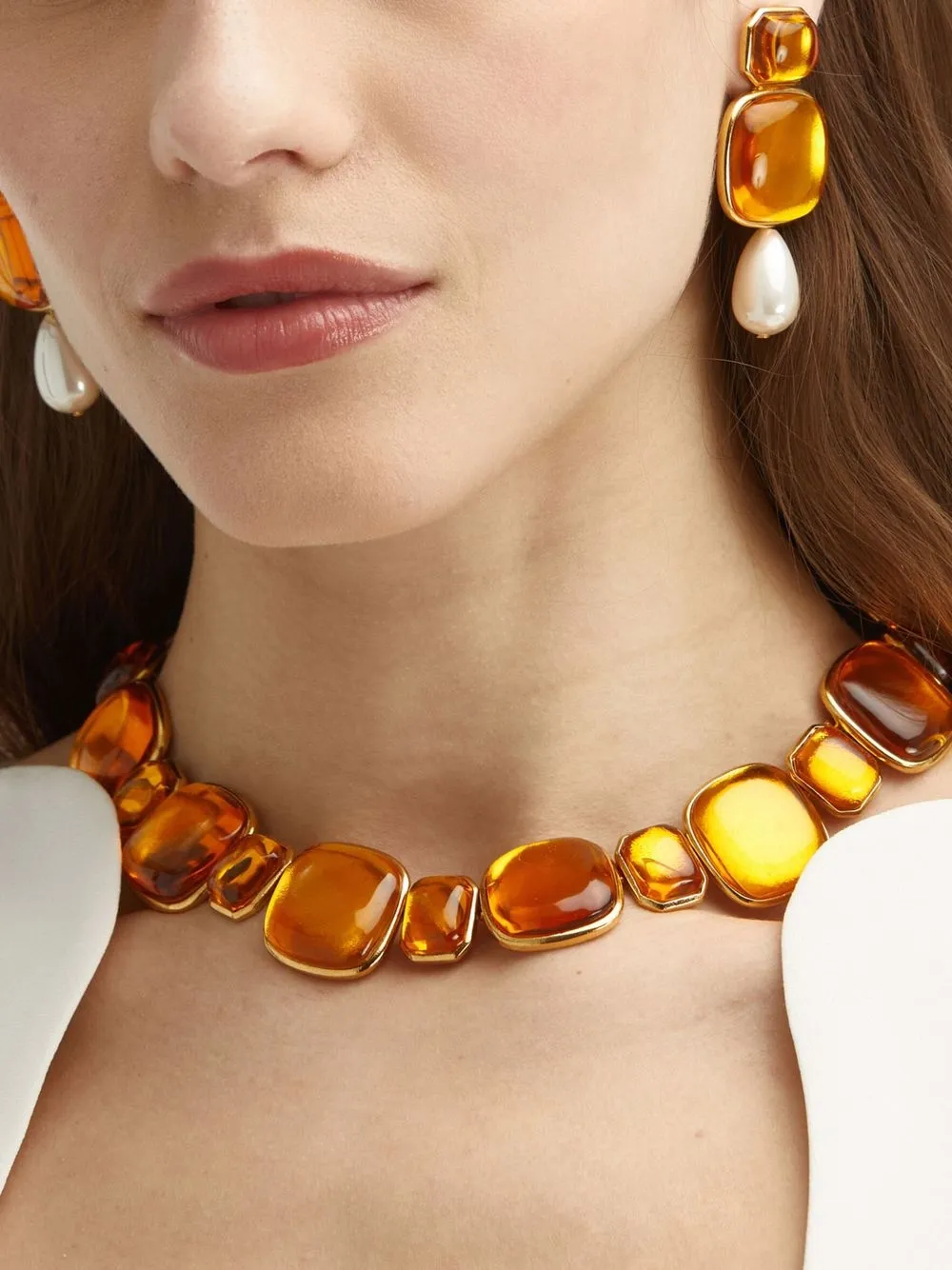 Image 2 of Oscar de la Renta resin disk necklace
