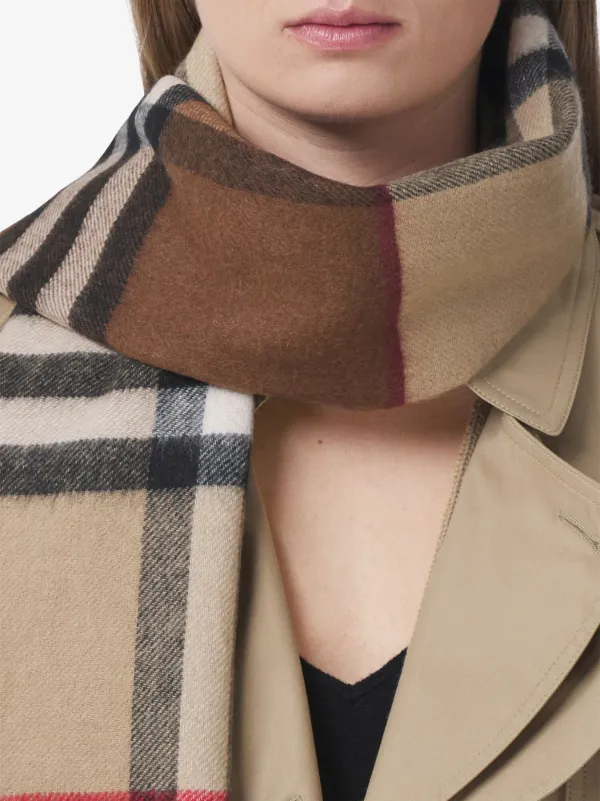 Burberry Two-Tone Checked Cashmere Scarf