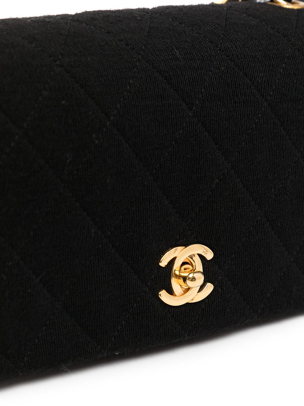 фото Chanel pre-owned стеганая сумка на плечо 1990-х годов