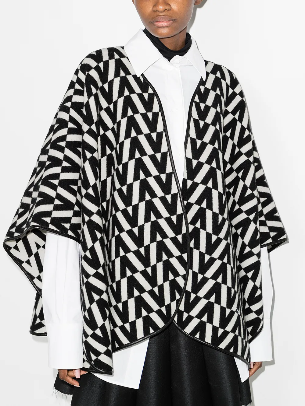 Image 2 of Valentino logo-intarsia cape