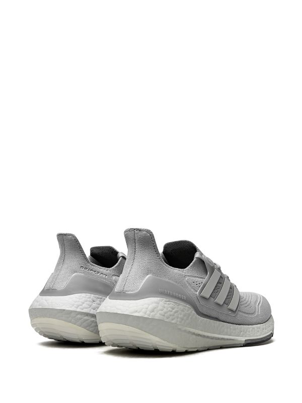 Expertise Lezen Attent Shop adidas Ultra Boost 2021 Halo sneakers with Express Delivery - FARFETCH