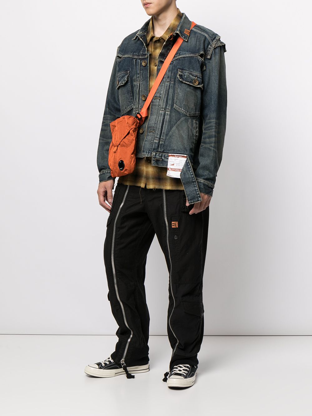 фото Maison mihara yasuhiro джинсовая куртка с карманами и эффектом потертости