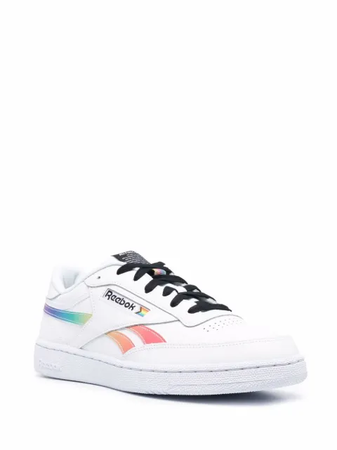 Reebok Farfetch.Portal.Infrastructure 
