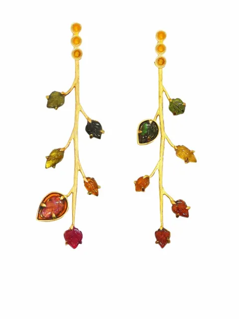 AKANSHA SETHI  aretes Folio