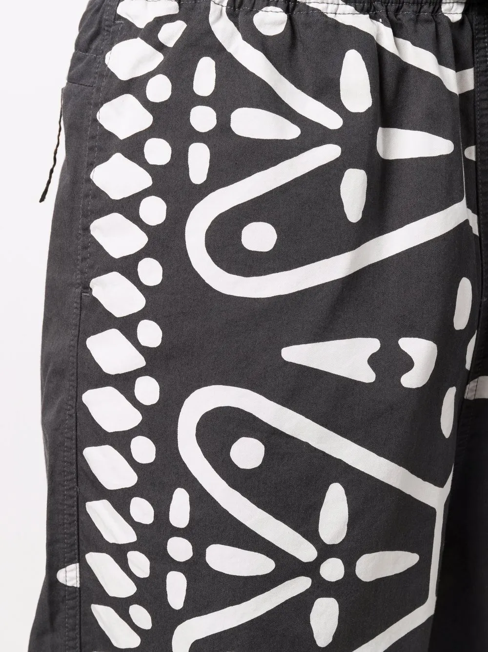 фото Kapital шорты-бермуды с абстрактным принтом