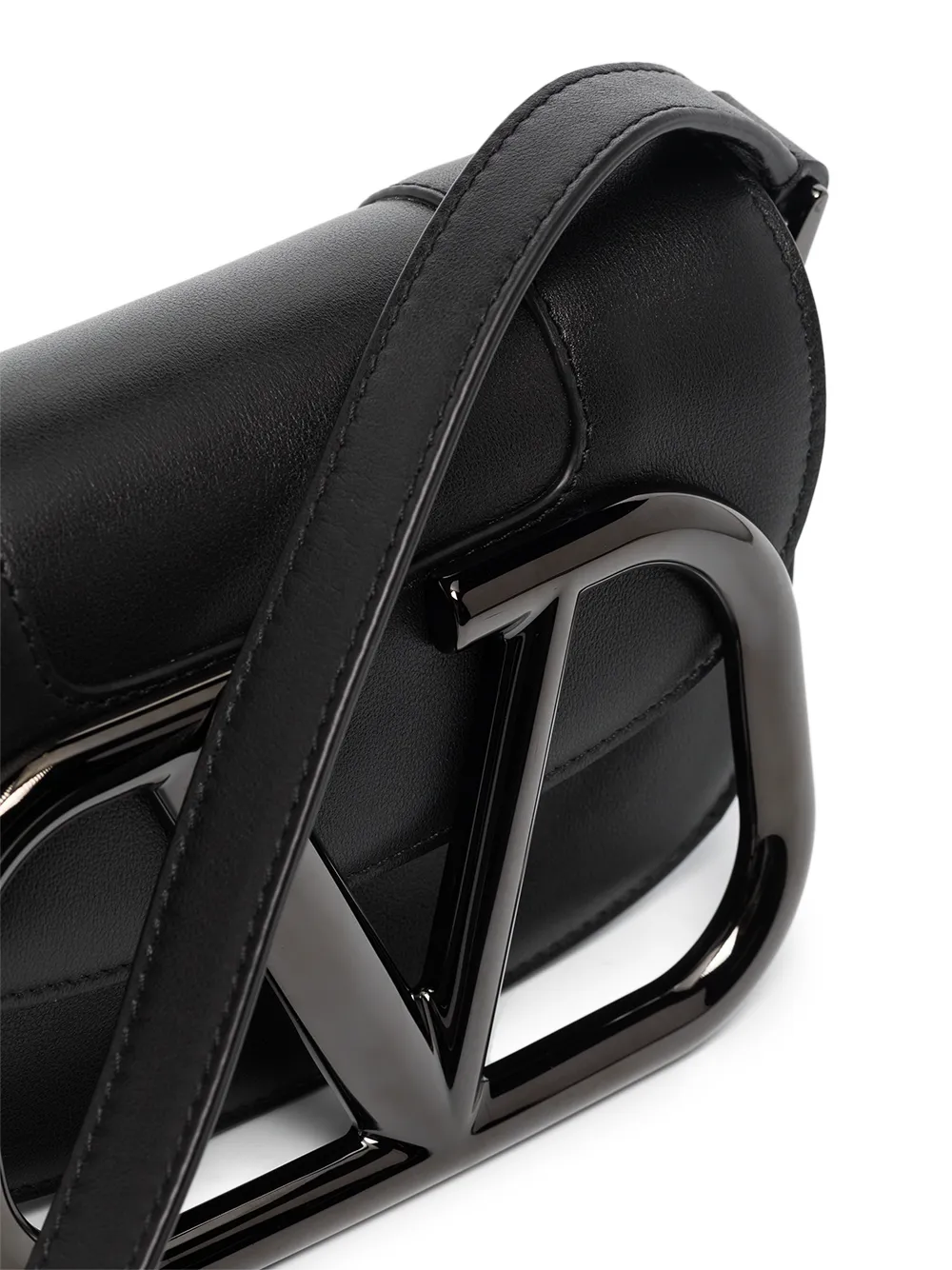 фото Valentino garavani сумка через плечо supervee