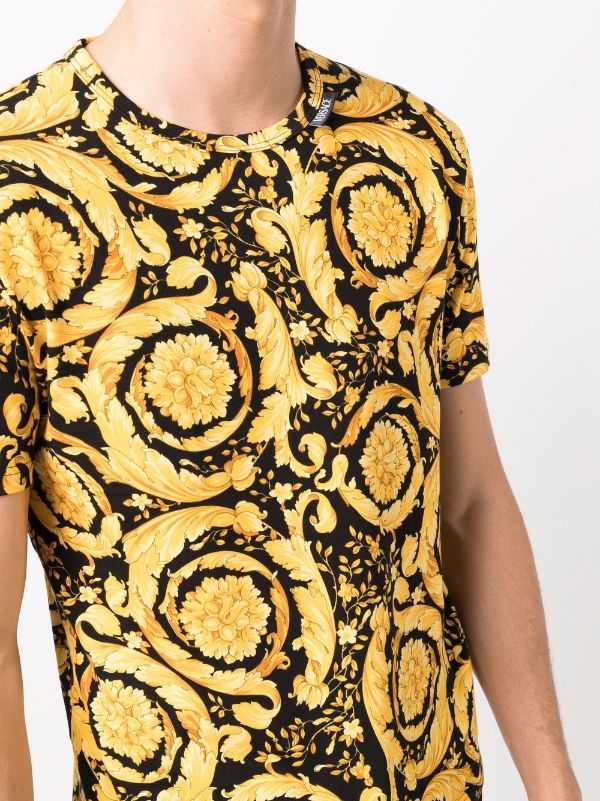 Versace baroque-print T-shirt - Farfetch