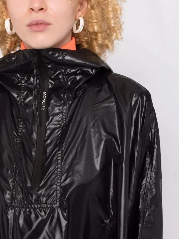 Moncler logo-patch high-shine Finish 
