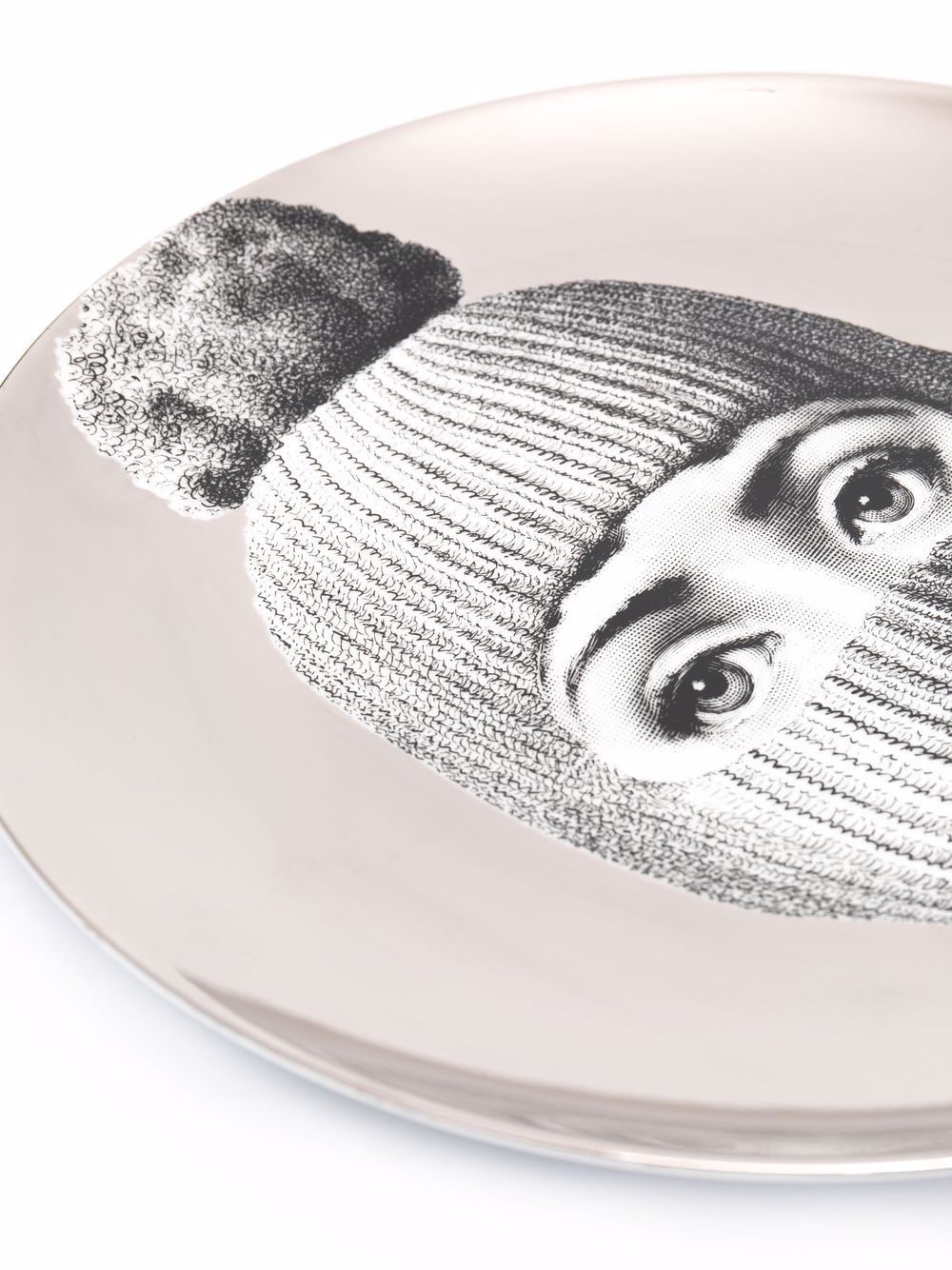 фото Fornasetti настенная тарелка