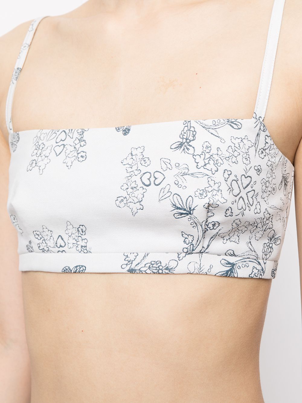 Shop Macgraw Abbey Printed Crop Top In Weiss