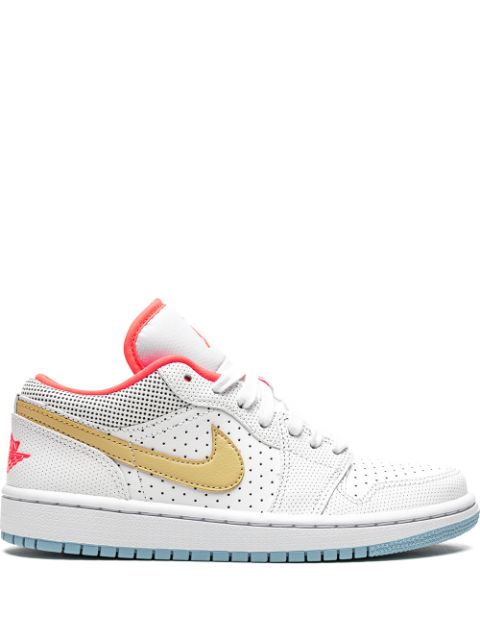 Jordan Air Jordan 1 Low SE "White Sesame Flash Crimson" sneakers Women