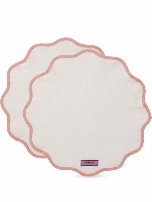 Pastel Pink Linen Round Table Mats With Scallop Edges in White 