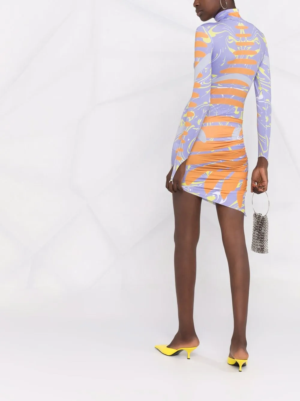 фото Maisie wilen платье асимметричного кроя с абстрактным принтом