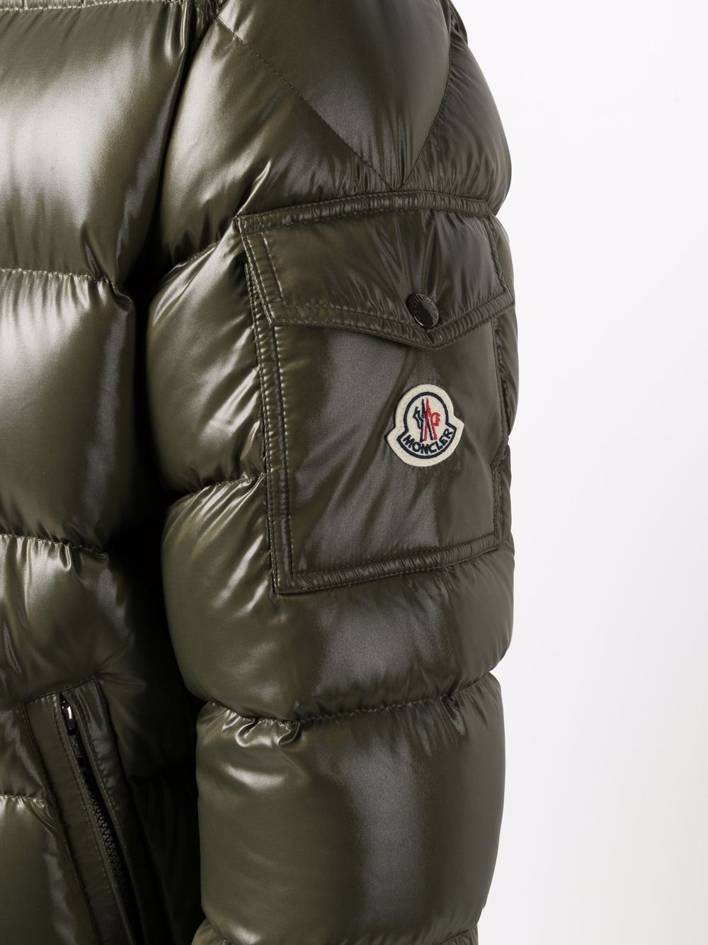 фото Moncler пуховик с нашивкой-логотипом