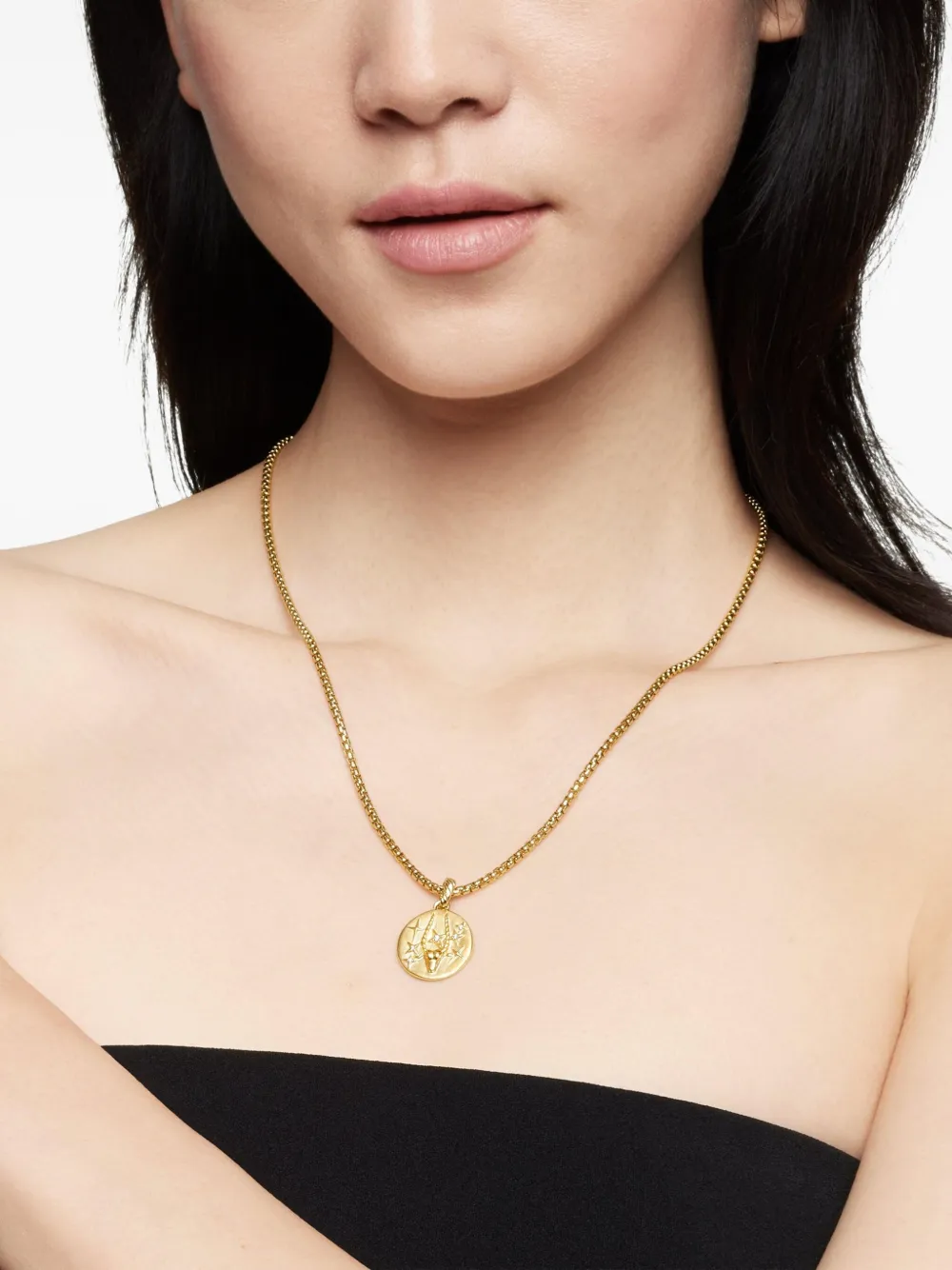 David Yurman 18kt yellow gold Capricorn diamond amulet pendant (28.7mm) | Image 2
