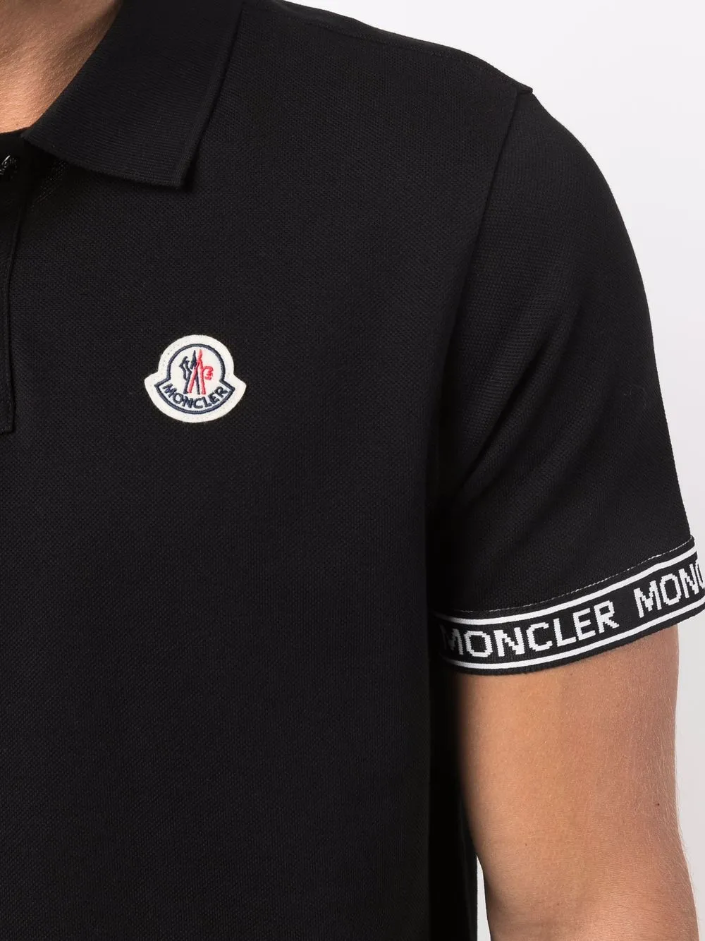 фото Moncler рубашка поло с нашивкой-логотипом