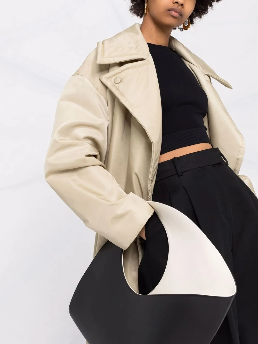 фото Vaara бесшовный укороченный топ lucy