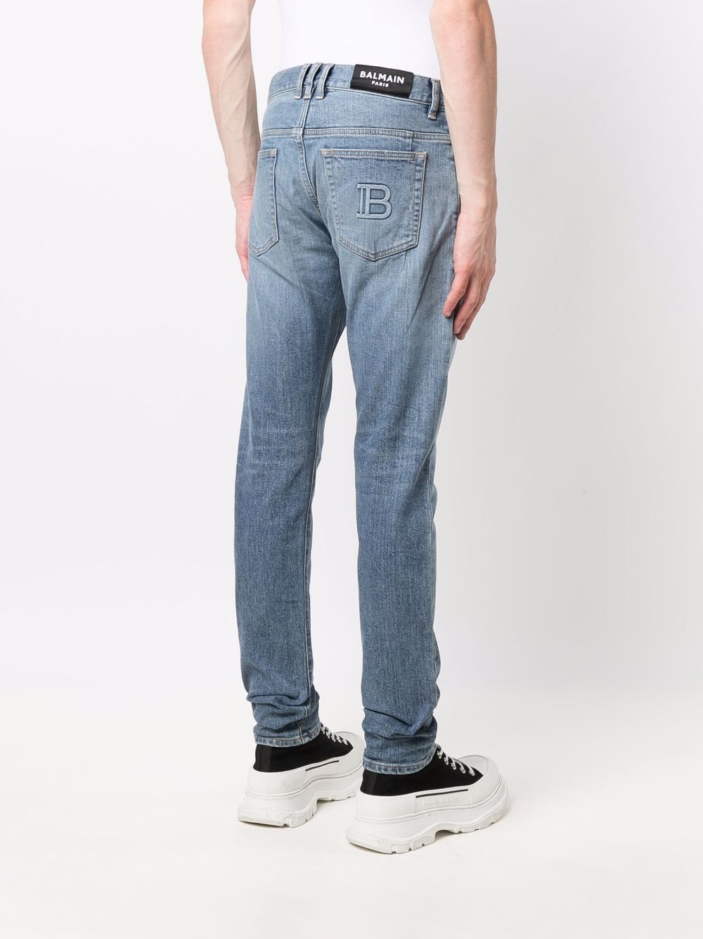 фото Balmain джинсы кроя слим с тисненым логотипом