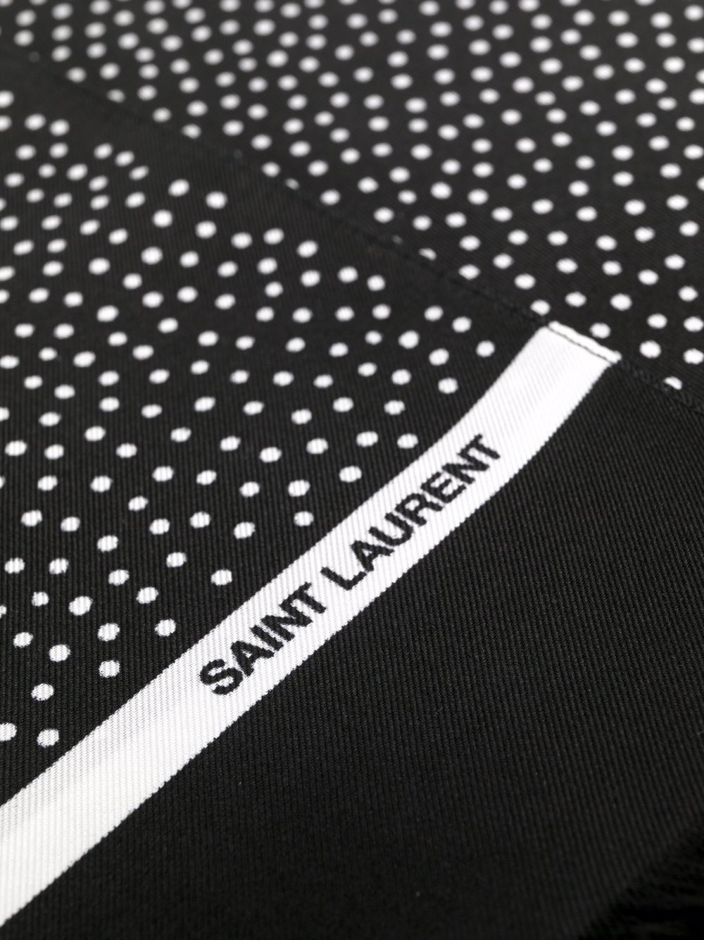 фото Saint laurent шарф в горох с логотипом