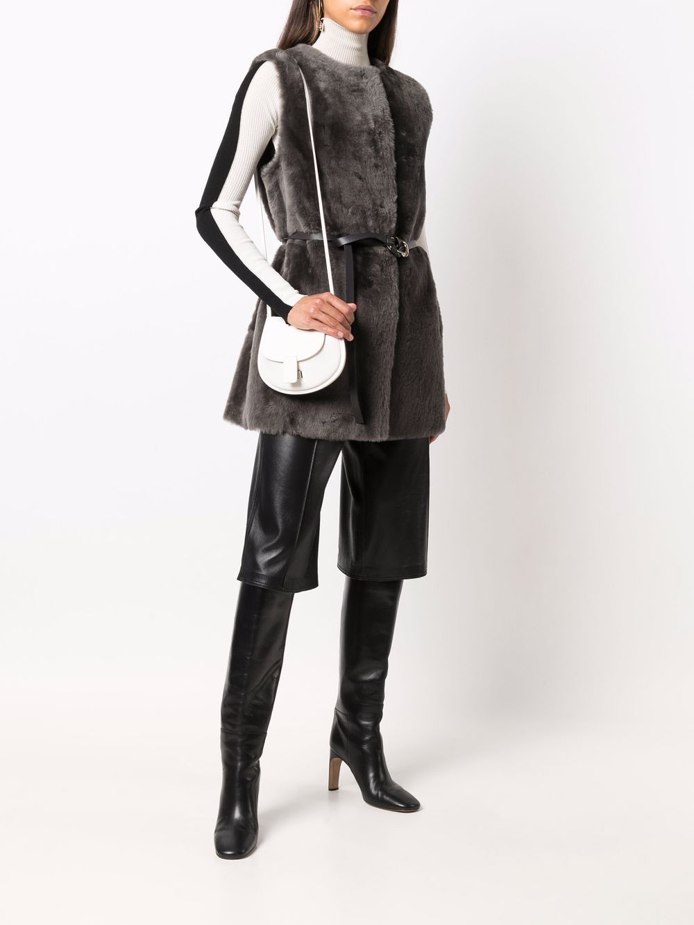 фото Desa 1972 belted shearling gilet