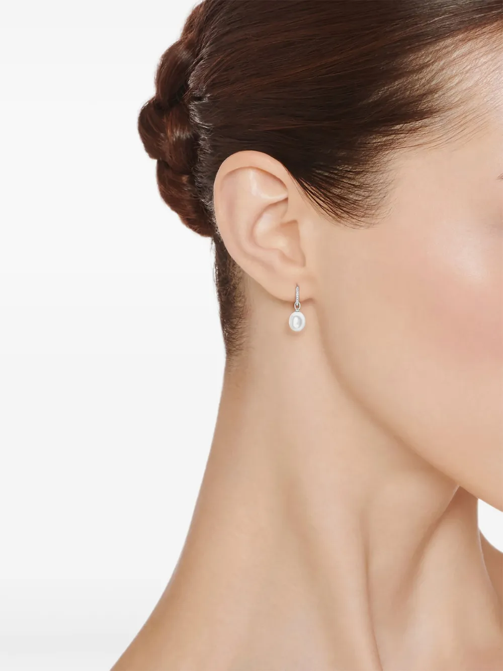 Kiki McDonough 18kt white gold Classics diamond and pearl earrings | Image 2