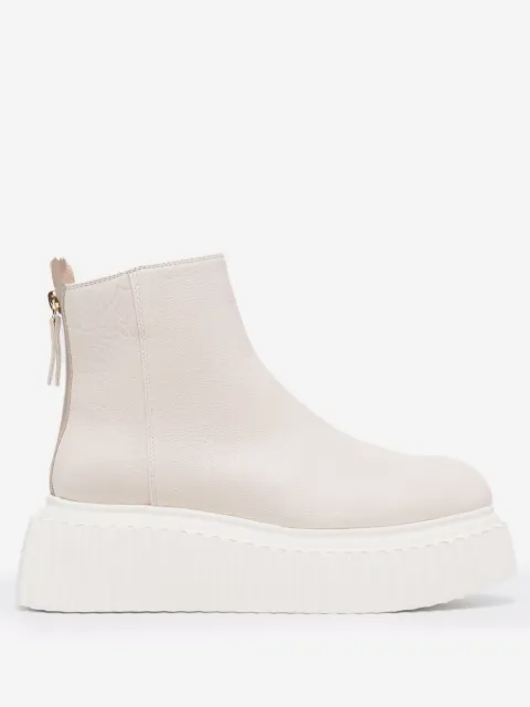 AGL Sandy platform boots