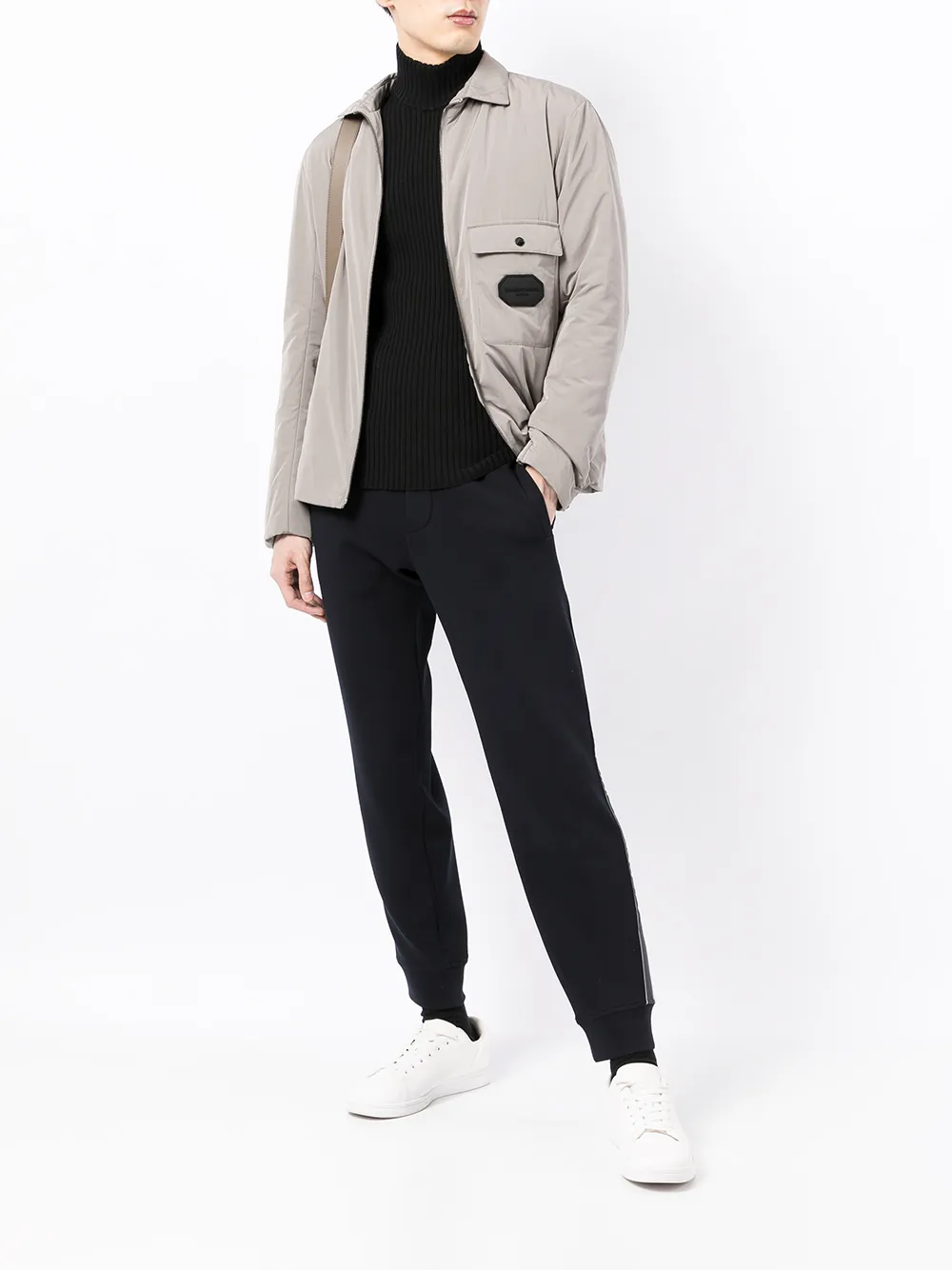 фото Emporio armani легкая куртка с нашивкой-логотипом