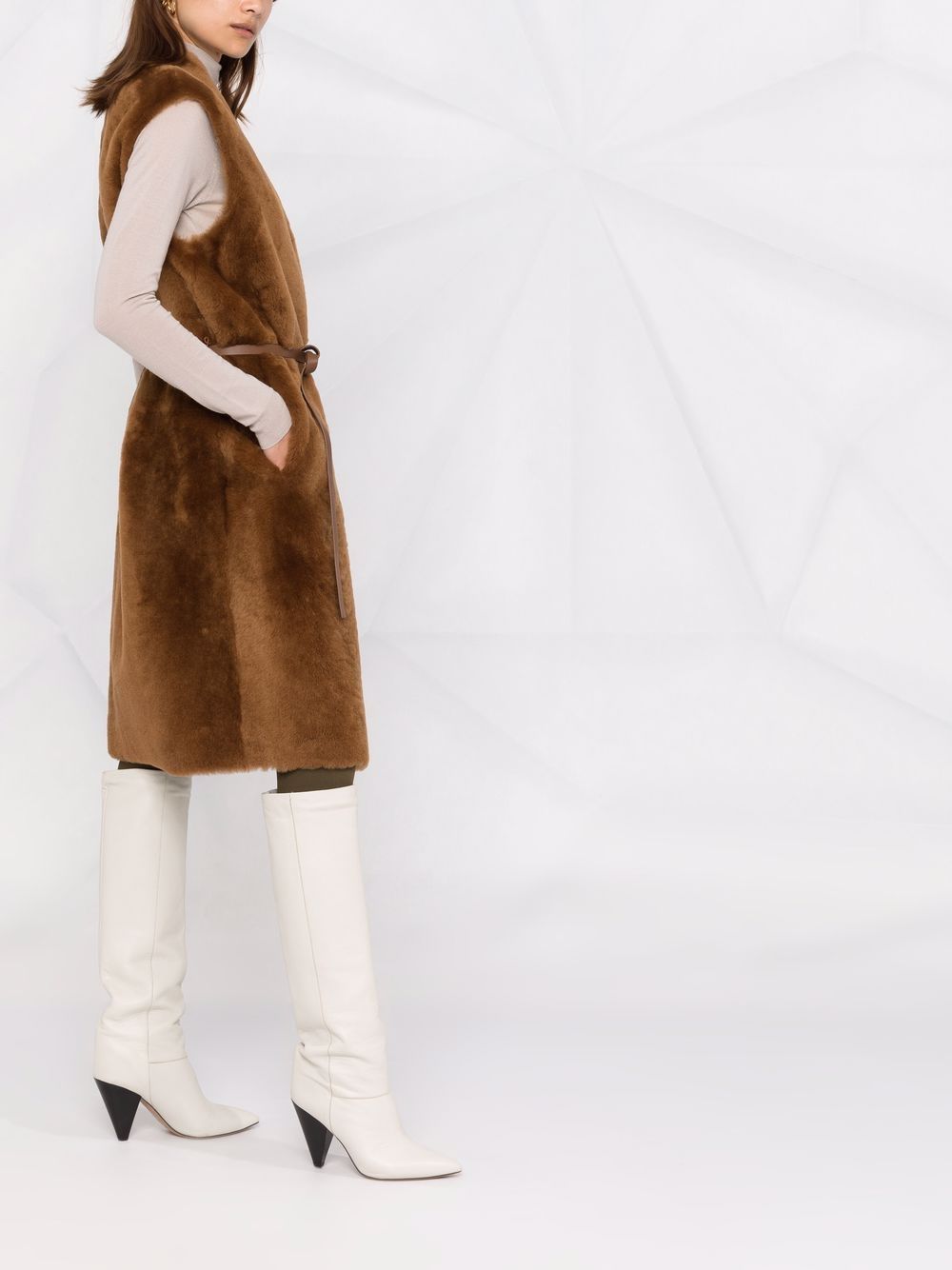 фото Desa 1972 sleeveless shearling coat