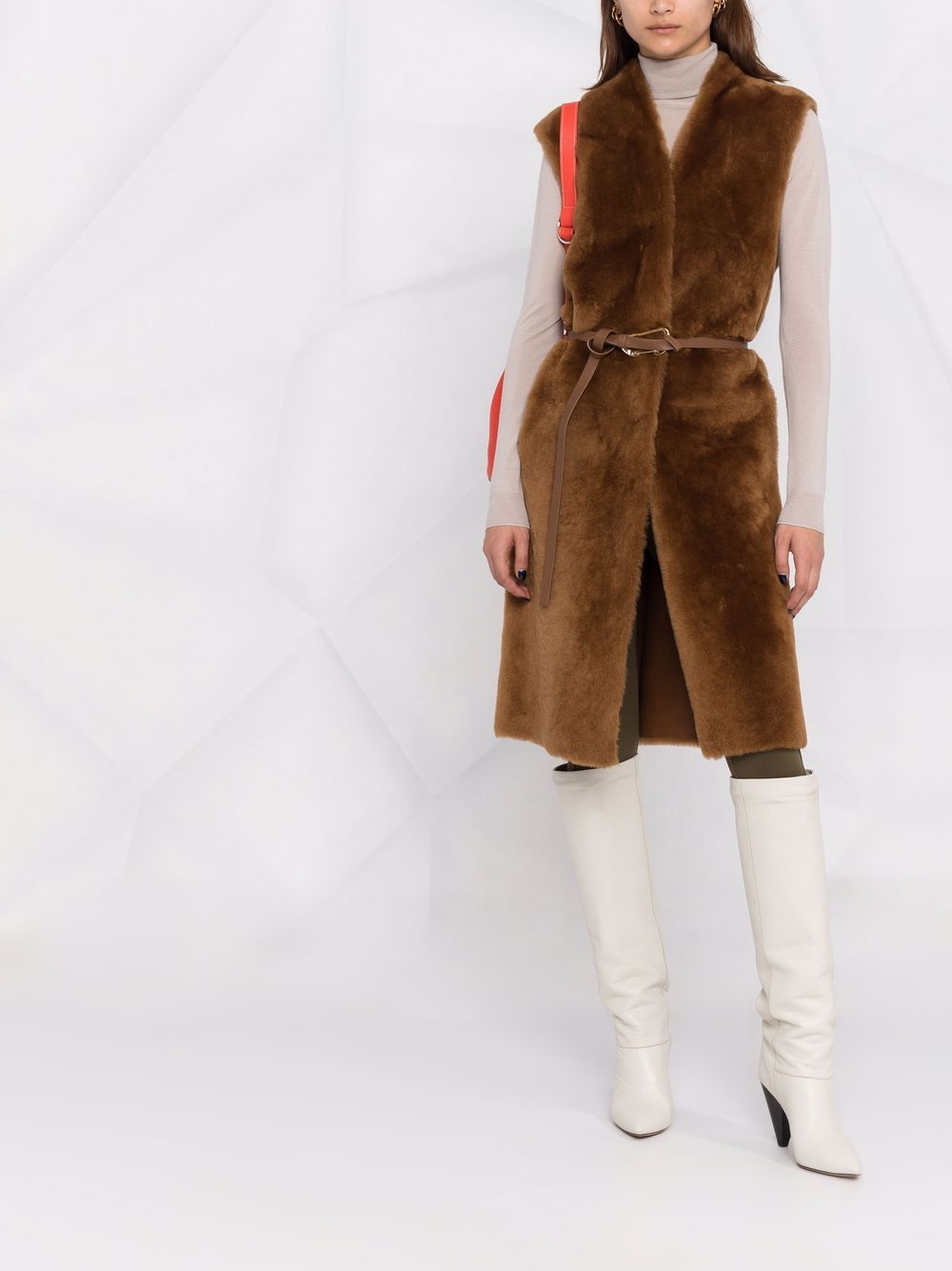 фото Desa 1972 sleeveless shearling coat