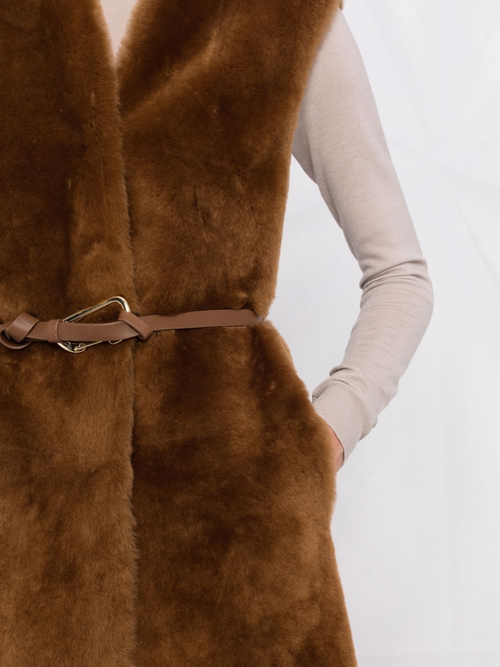 фото Desa 1972 sleeveless shearling coat