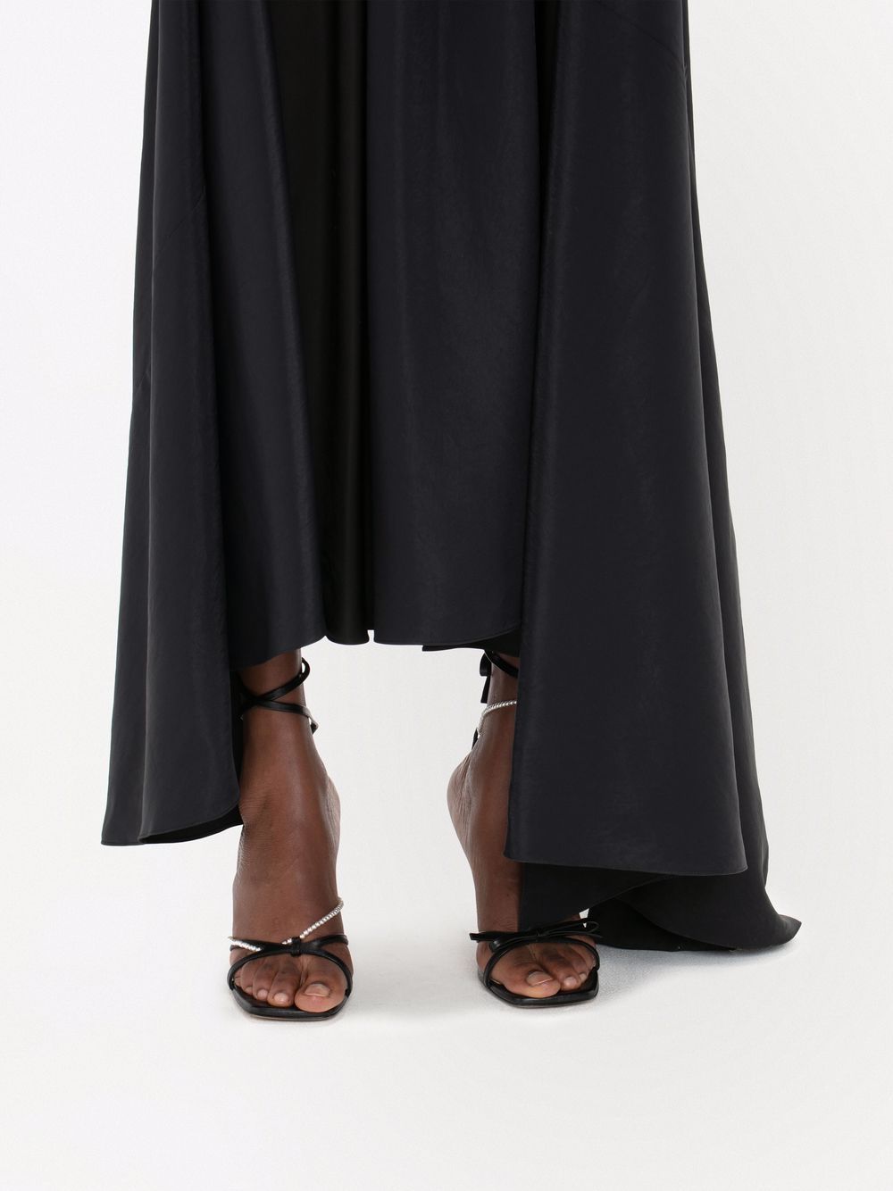 Shop Jw Anderson Panelled Belted Asymmetric Skirt In Schwarz