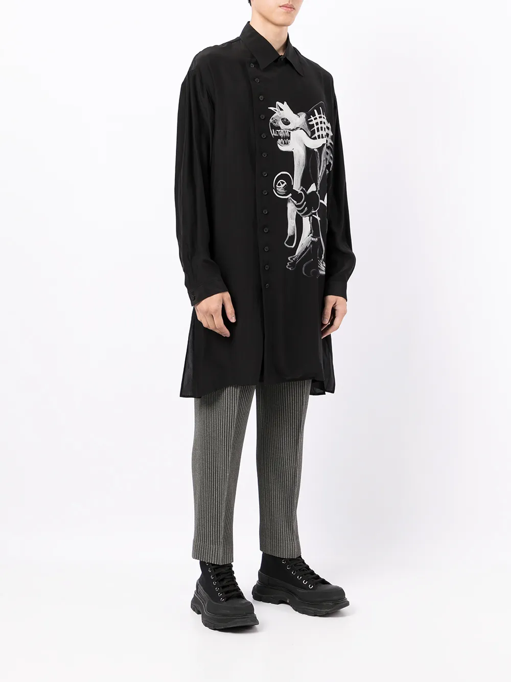 фото Yohji yamamoto шелковая рубашка оверсайз с графичным принтом