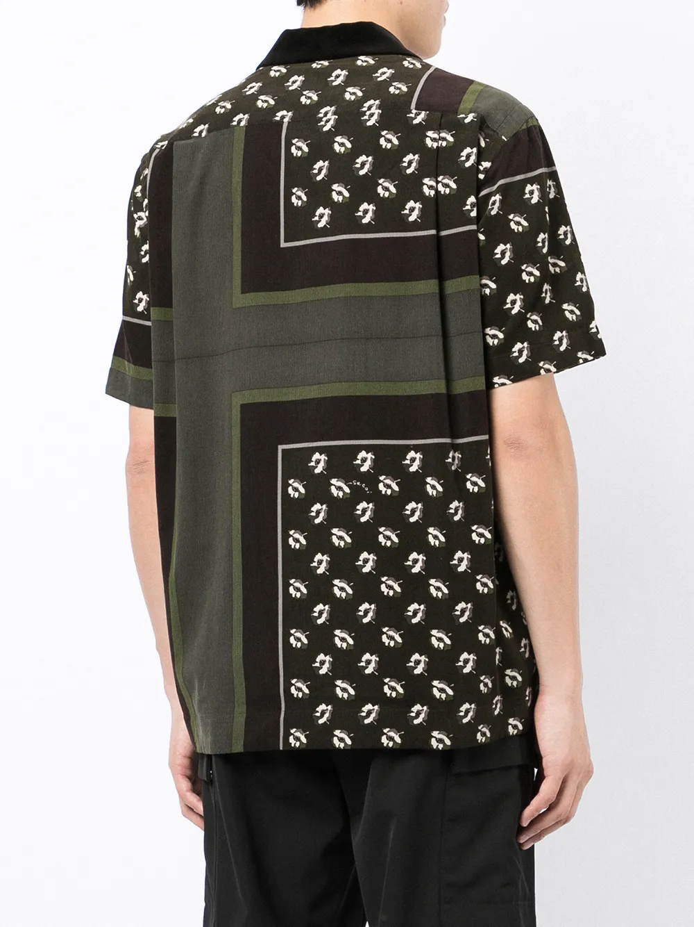 фото Sacai рубашка с короткими рукавами и графичным принтом