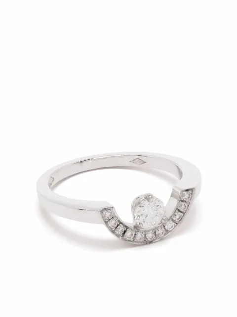Loyal.e Paris bague Intrépide en or blanc recyclé 18ct pavée de diamants